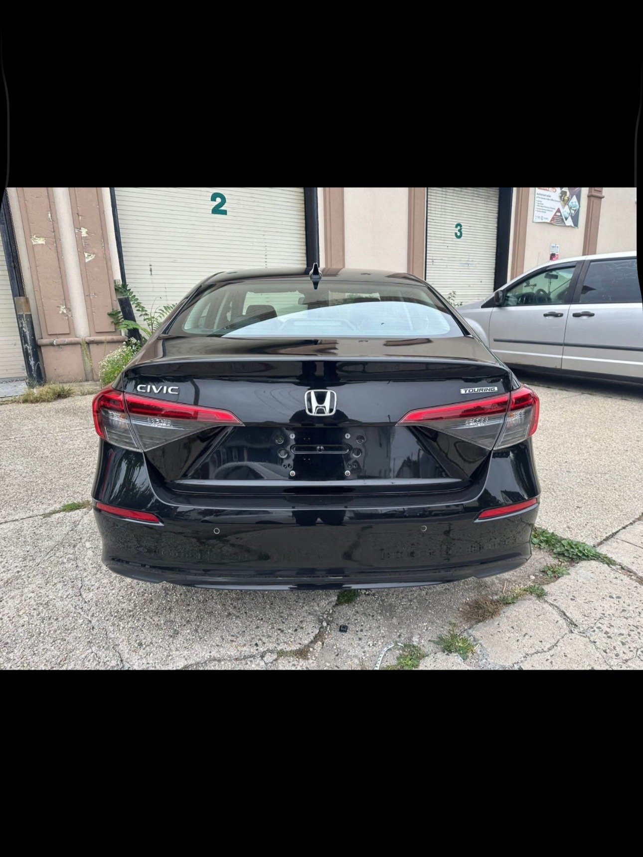 2022 Honda Civic Touring - Image 6