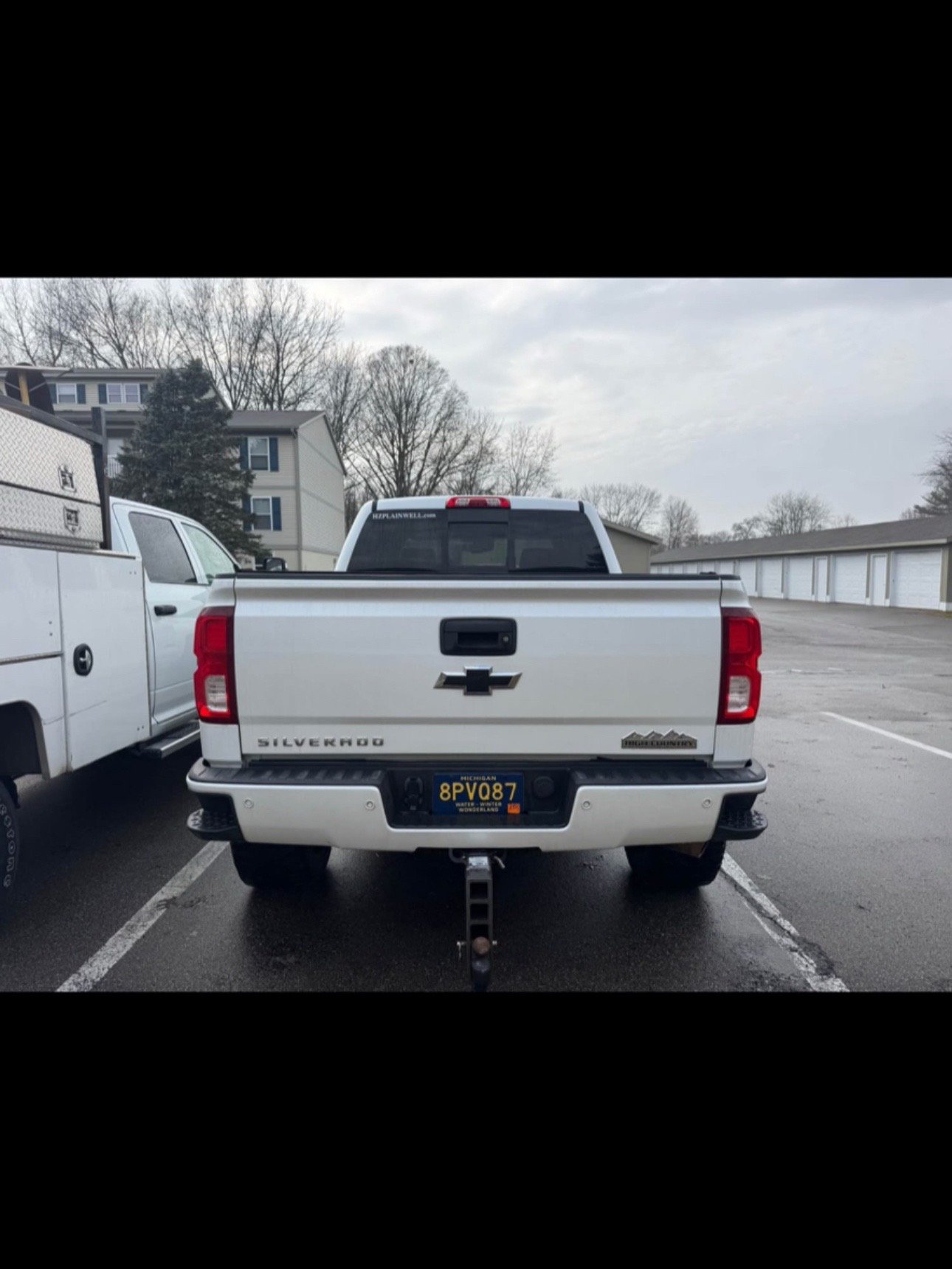 2016 Chevrolet Silverado - Image 13