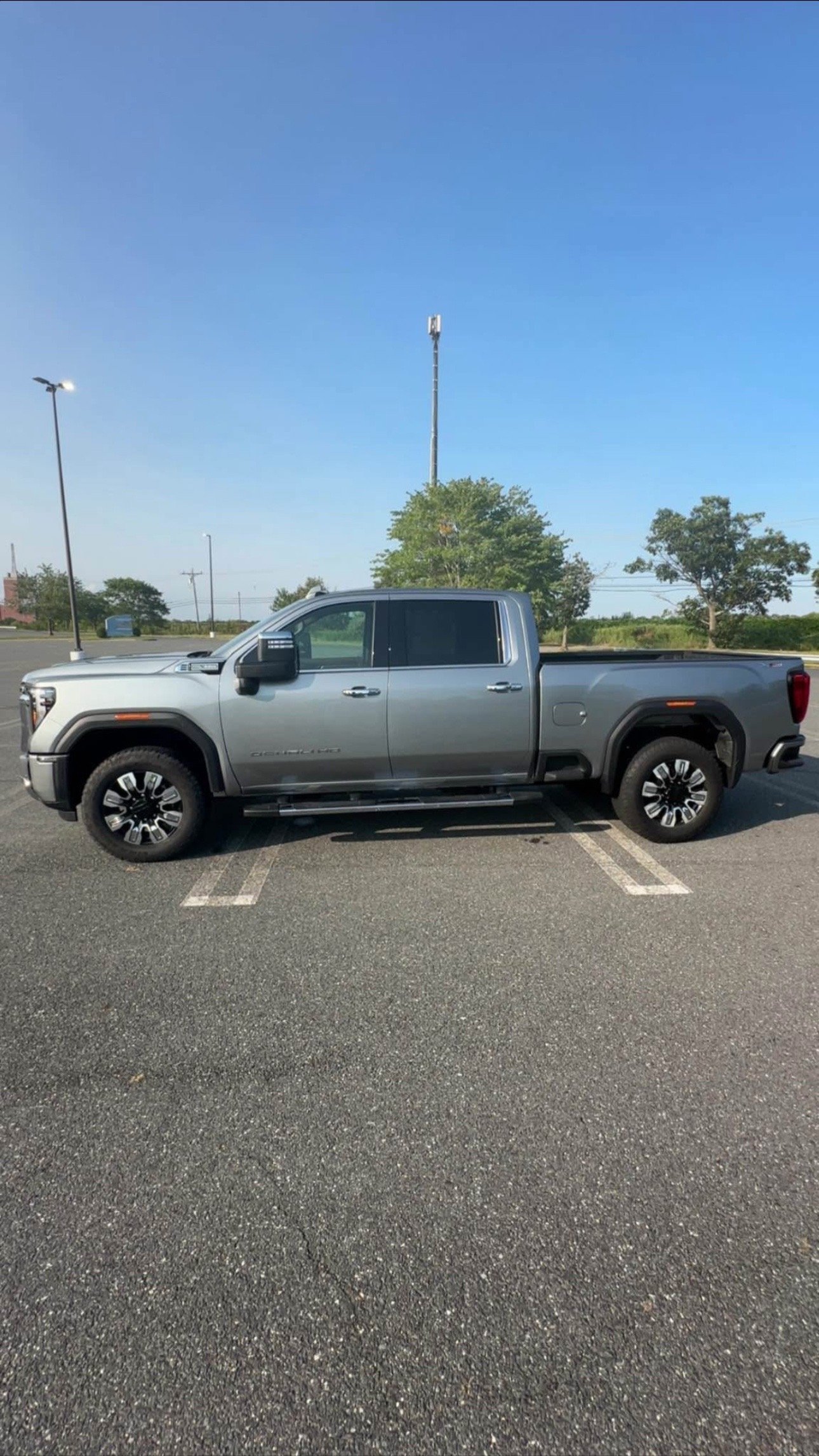 BUY 2024 GMC Sierra 2500 YES - Image 2