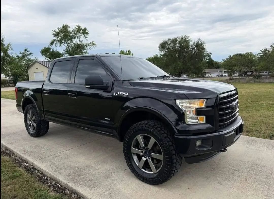 2016 Ford F-150 FX4 Sport 4x4 - Image 3