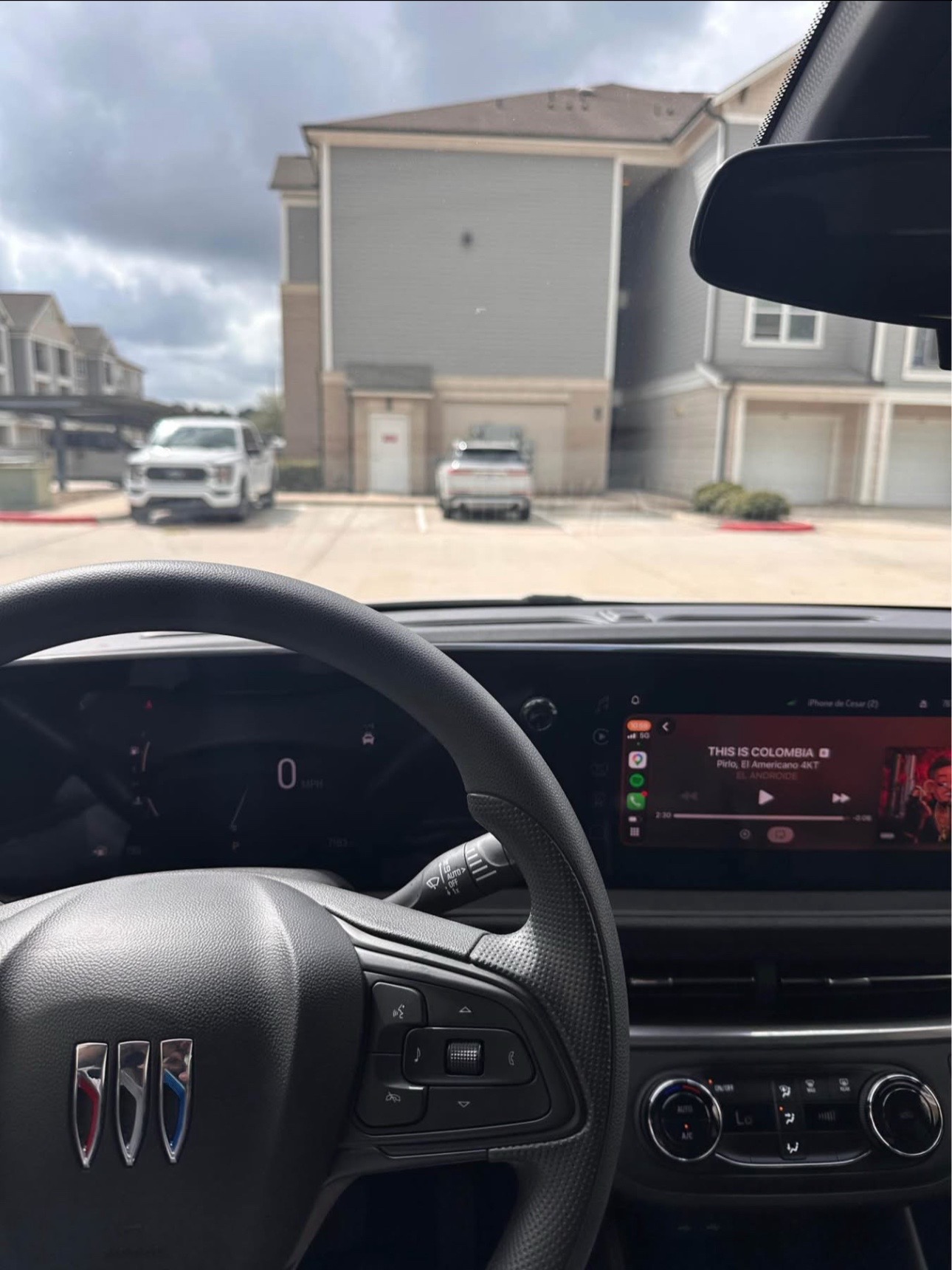 Buy 2024 BUICK ENVISTA AVENIR Clean