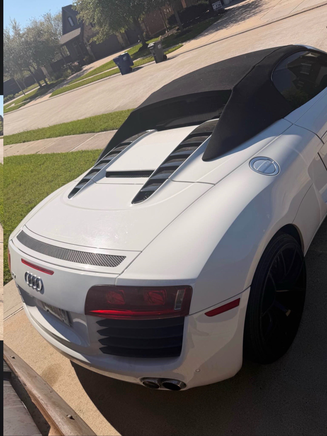 Buy 2011 AUDI R8 V8 SPYDER No