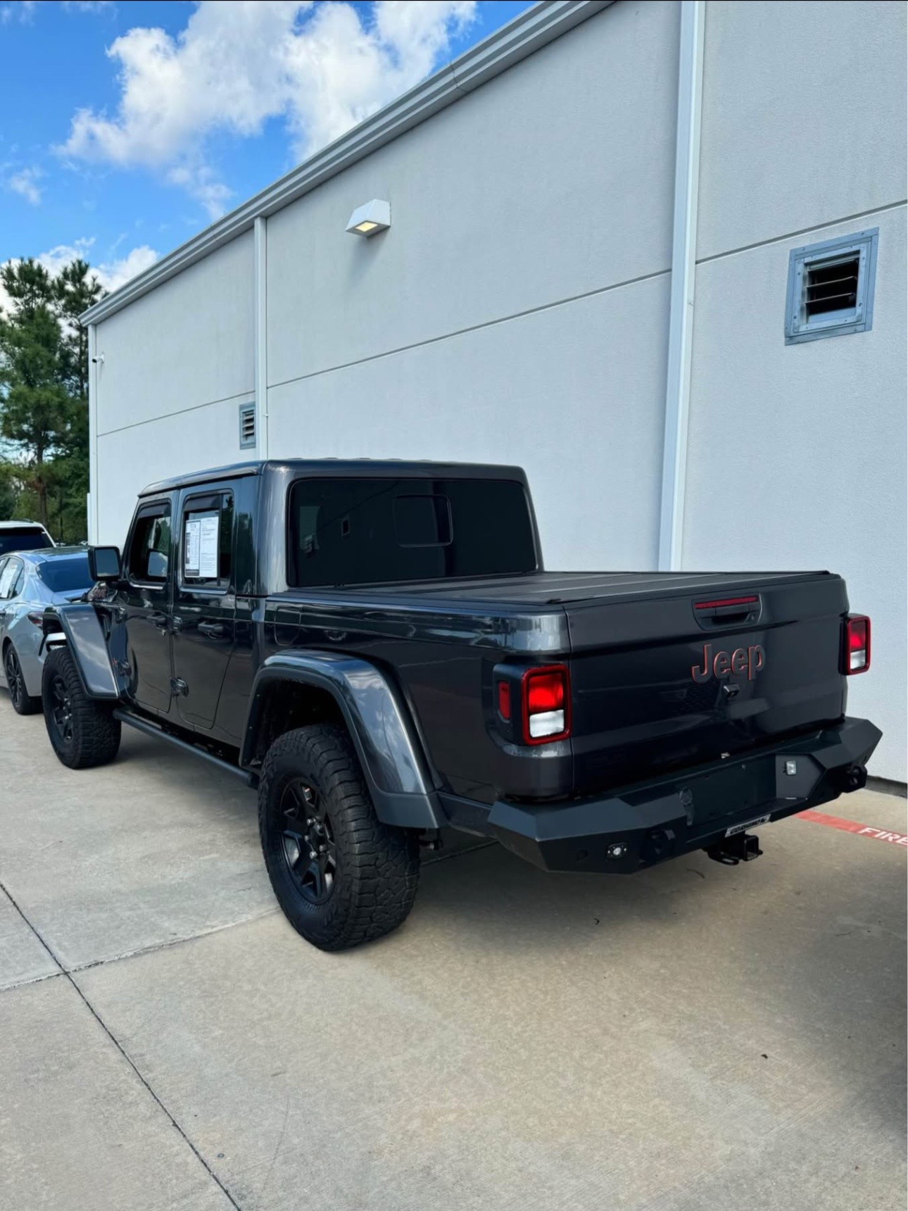 Buy 2023 JEEP GLADIATOR MOJAVE Yes