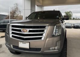 2018 CADILLAC ESCALADE ESV LUXURY