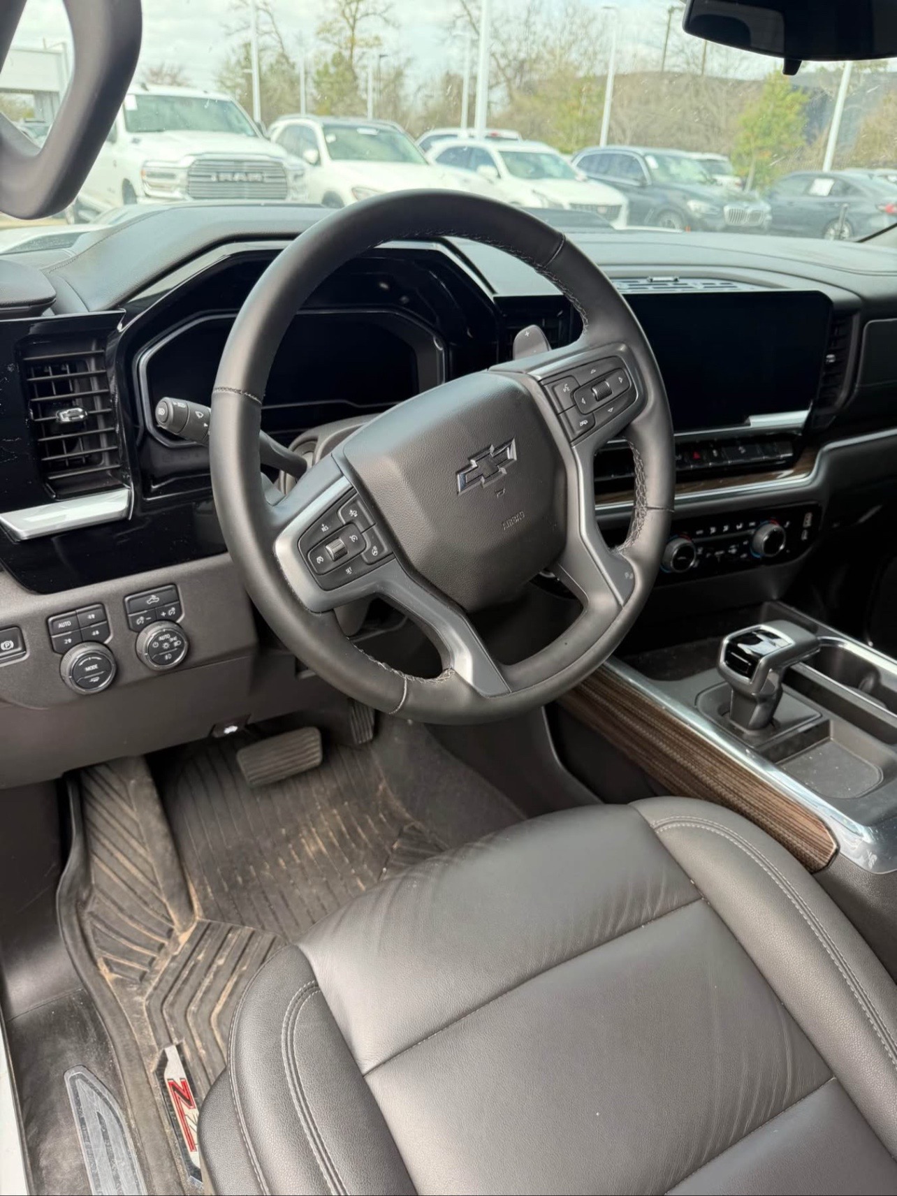 2025 CHEVROLET SILVERADO LT TRAIL BOSS