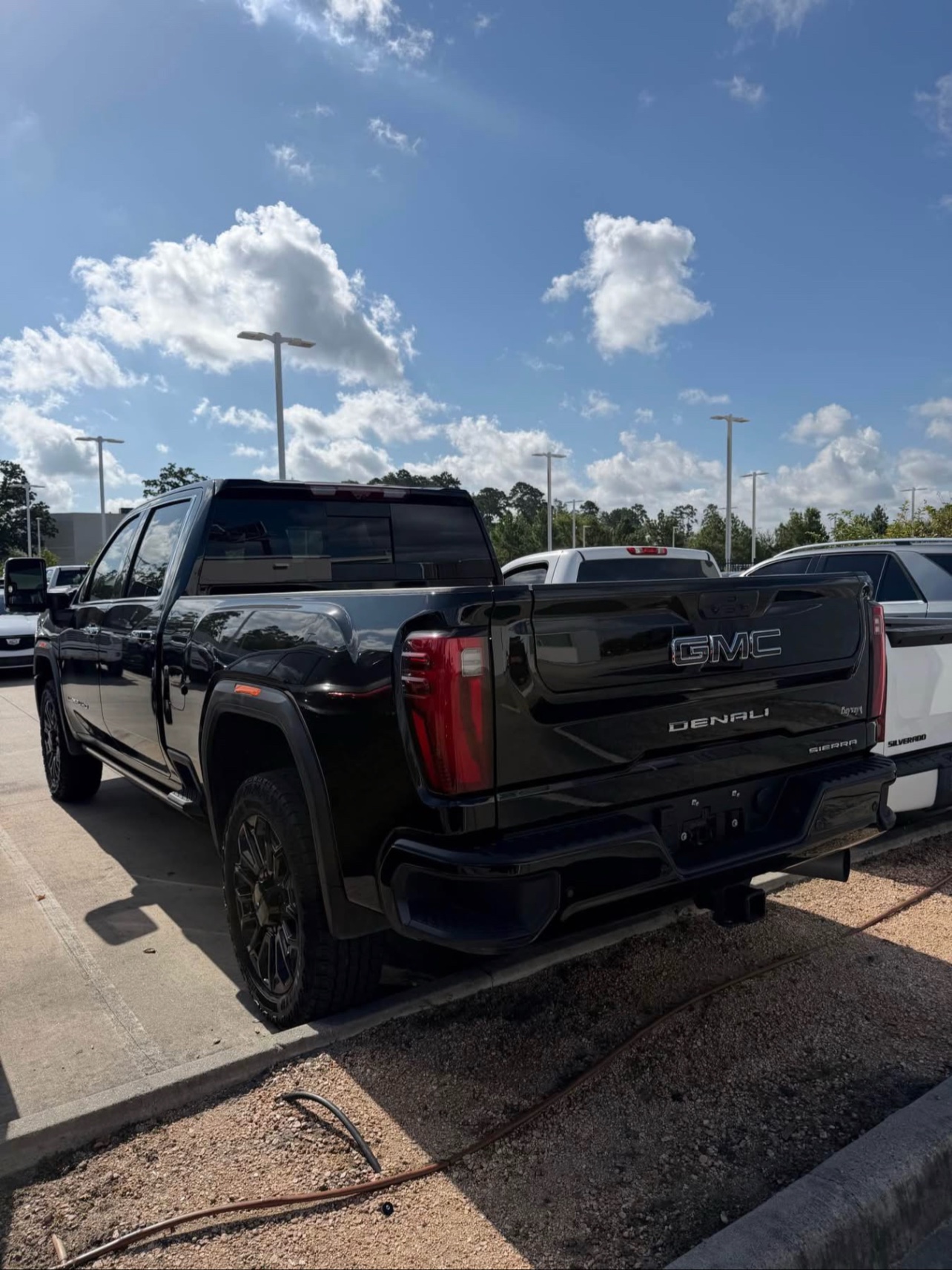 PURCHASE 2025 GMC SIERRA 2500HD DENALI ULTIMATE