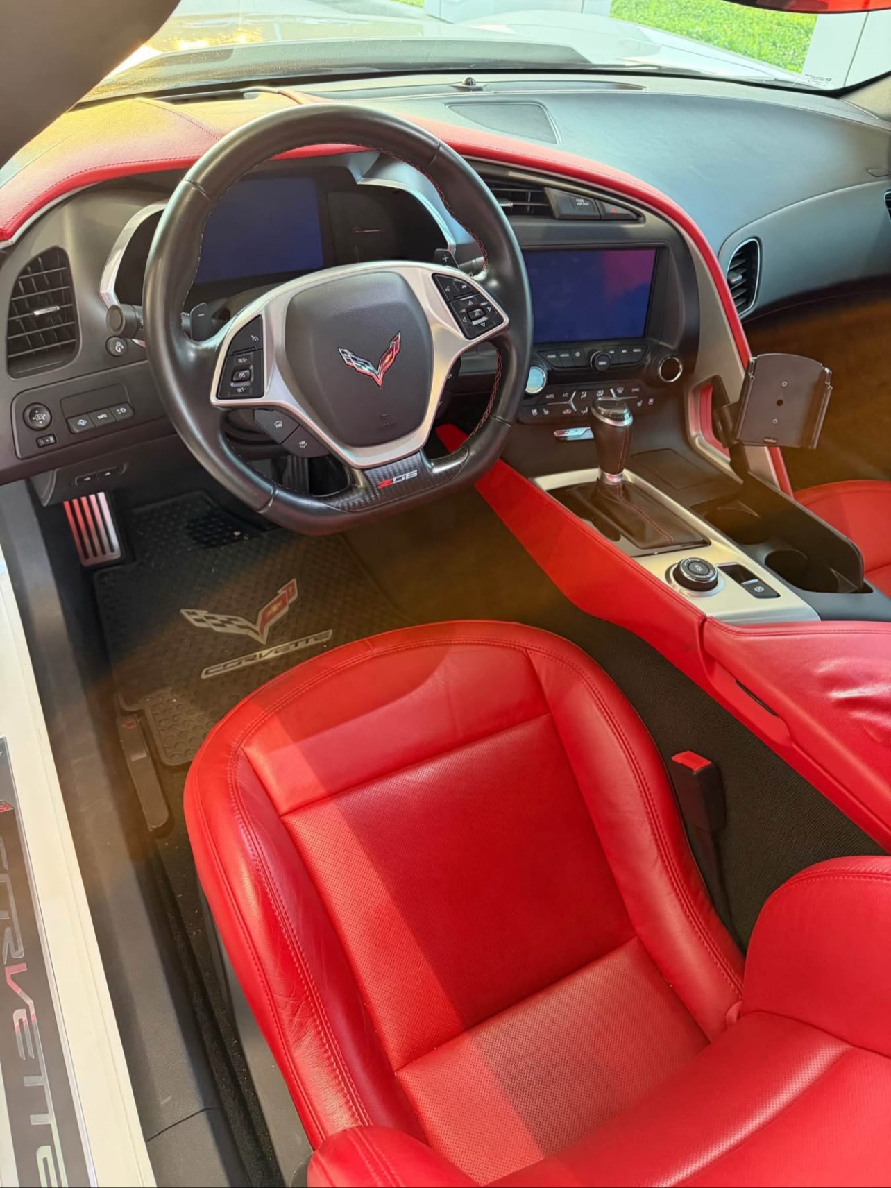 BUY 2016 CHEVROLET CORVETTE Z06 2LZ YES
