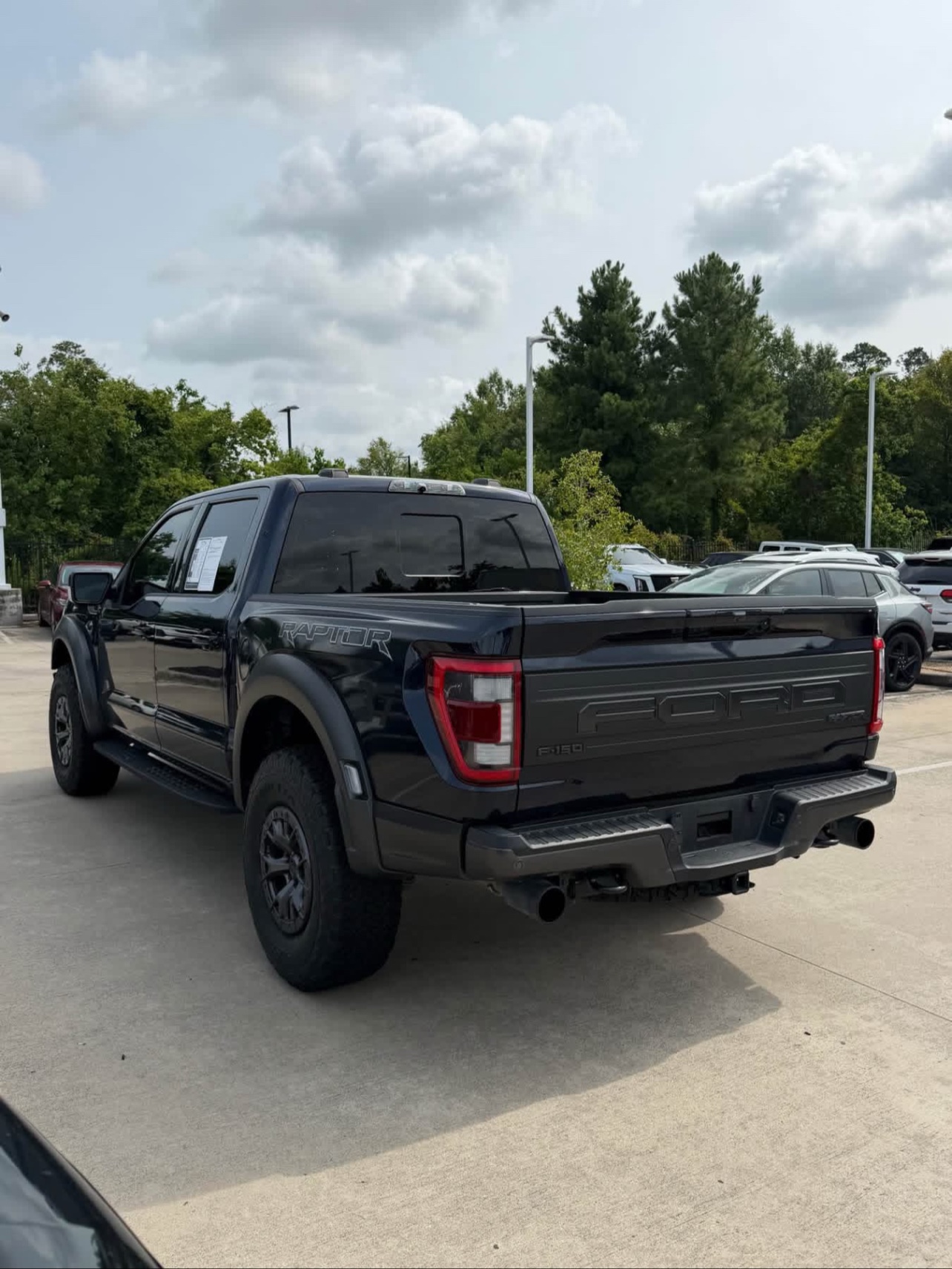 BUY 2022 FORD F-150 RAPTOR – FULLY LOADED YES
