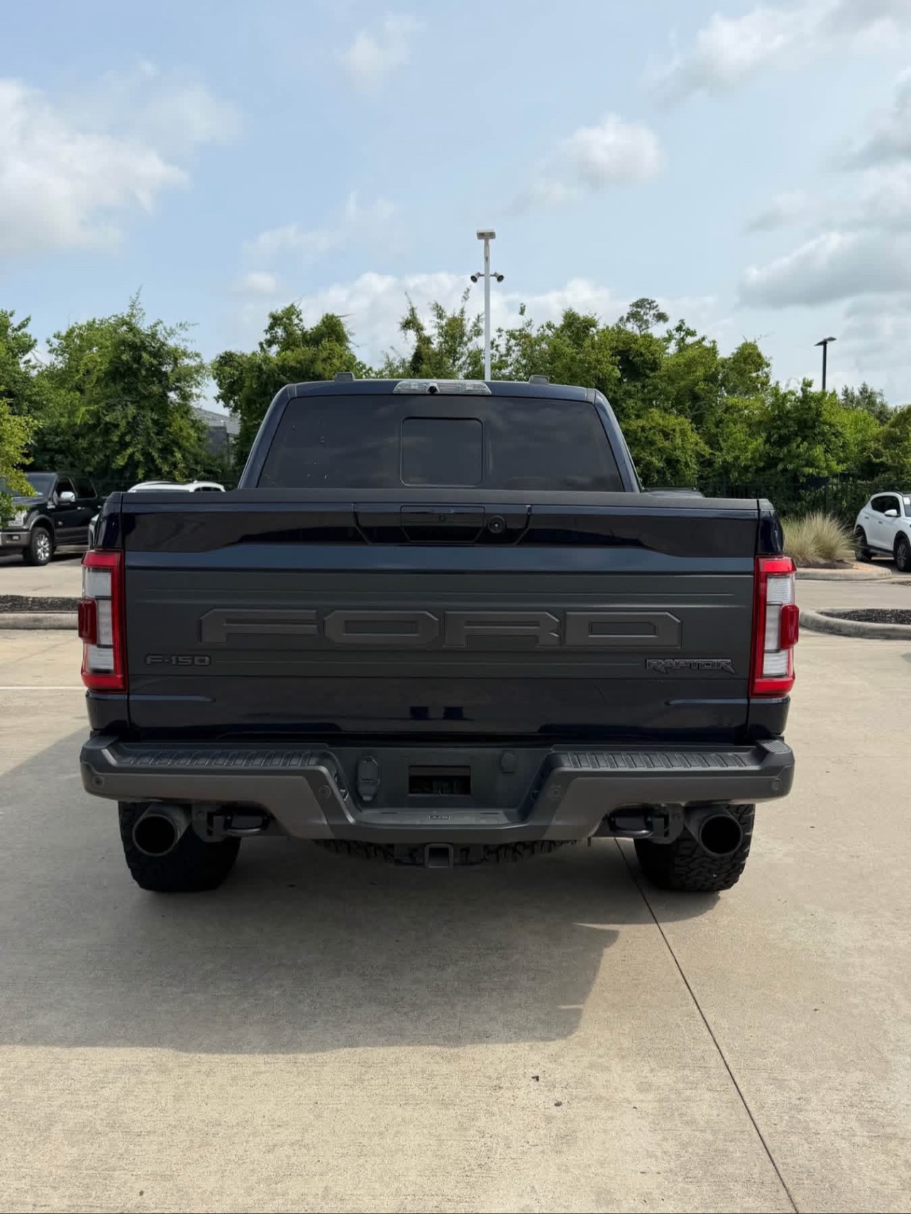 BUY 2022 FORD F-150 RAPTOR – FULLY LOADED YES