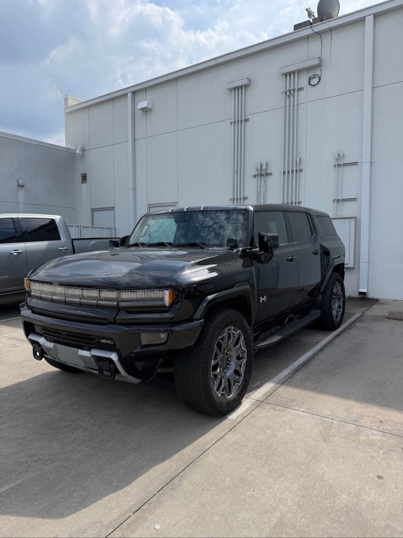 BUY 2024 GMC HUMMER EV 3X SUV