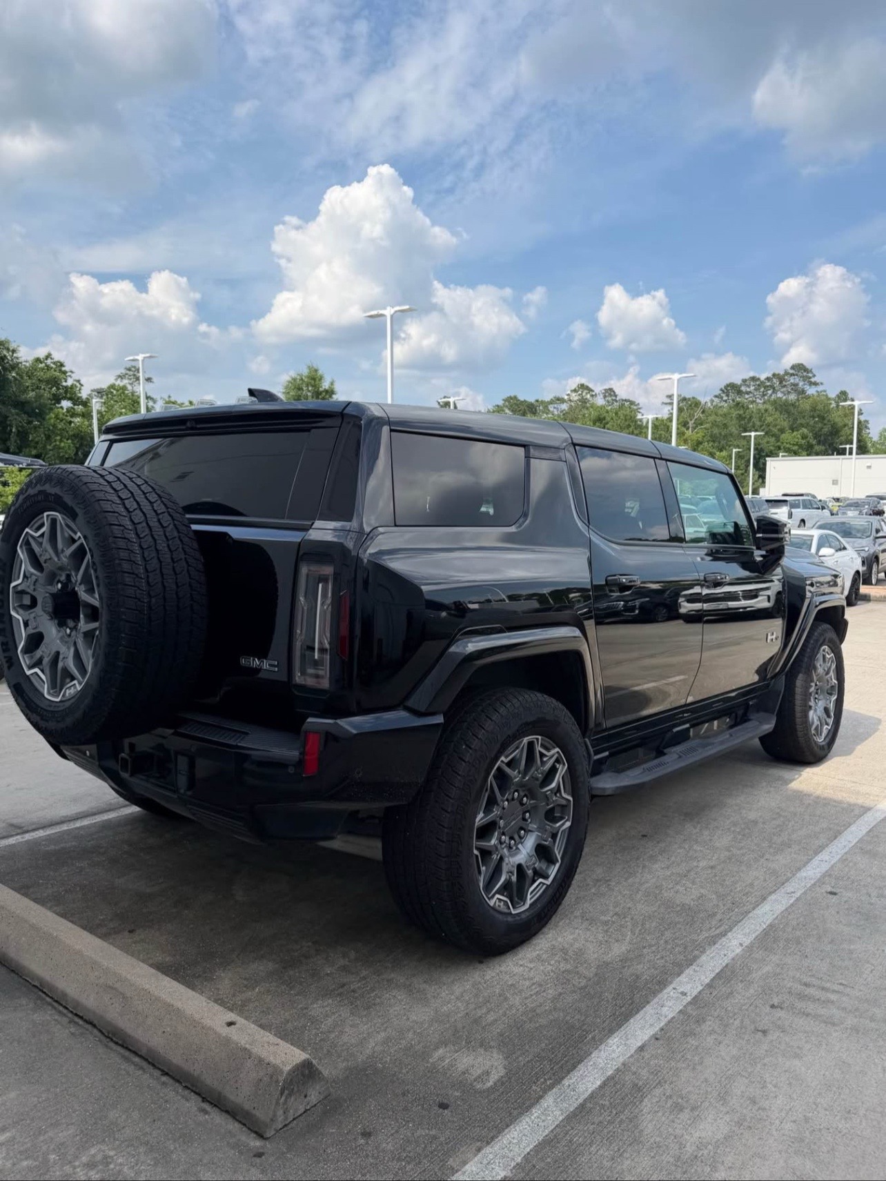 BUY 2024 GMC HUMMER EV 3X SUV