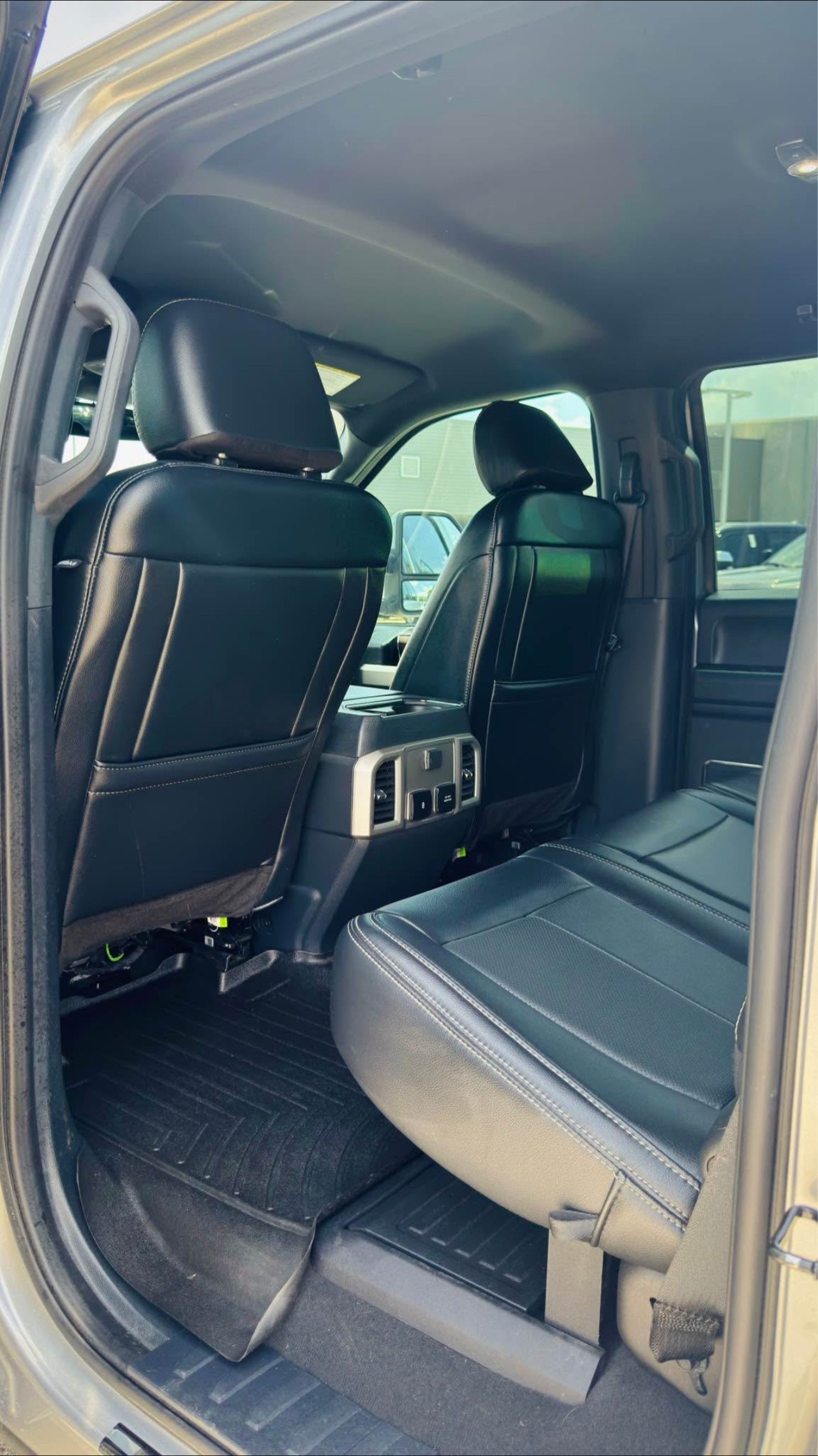 BUY 2022 FORD F-350 SUPER DUTY