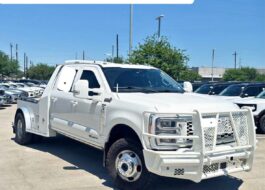 2023 FORD F-350 LARIAT CAB & CHASSIS