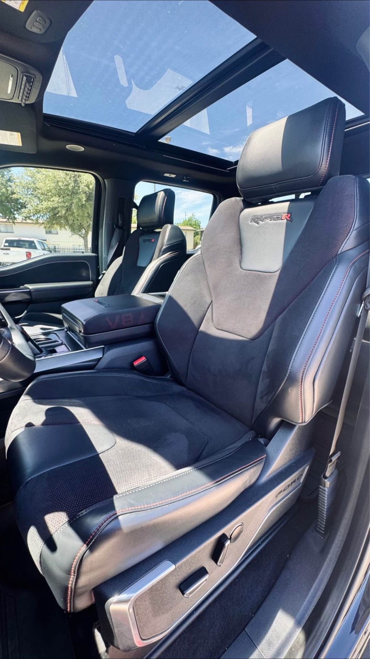 2025 FORD F-150 RAPTOR PICKUP